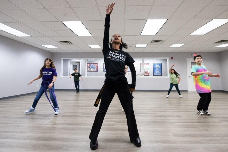 112525_Téa and Black Belt Class_01-1