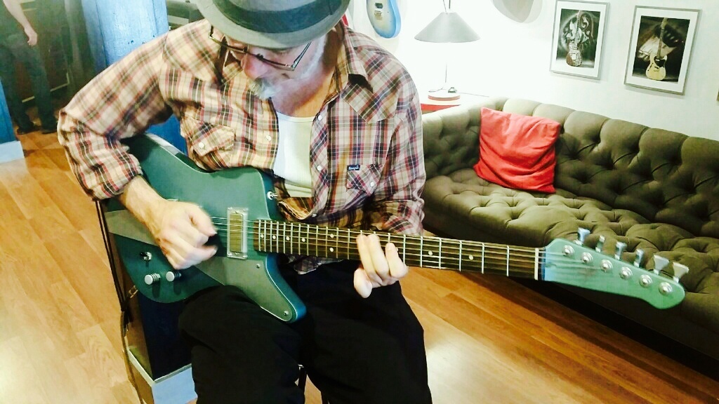 October Faculty Showcase: Tom Amoriello, Guitar Teacher