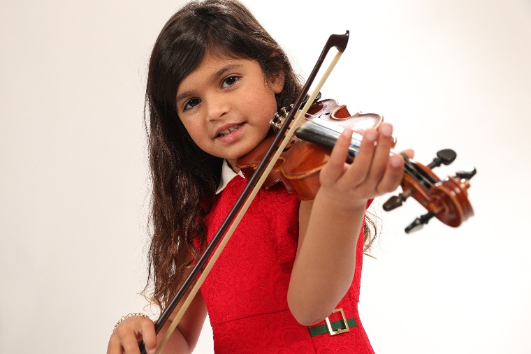 Why Winter Is the Perfect Time to Explore Violin Lessons Indoors